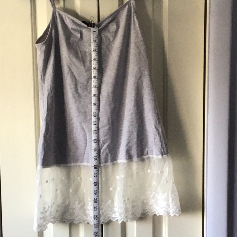 NWT Grey with Lace Camisole Top - Picture 6 of 6